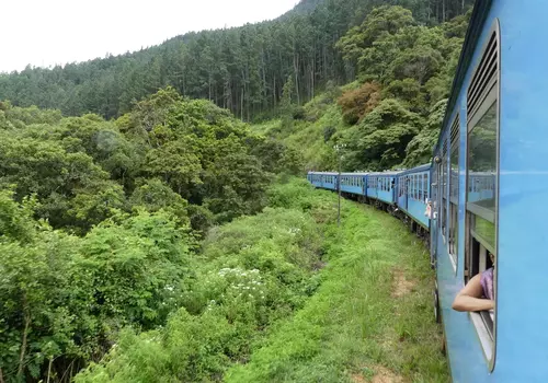 Train Journey to Nuwara Eliya