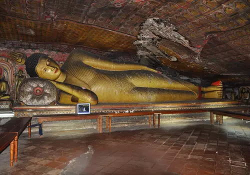 Dambulla Cave Temple