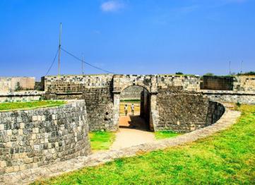 Jaffna Fort Palm Lanka Tours